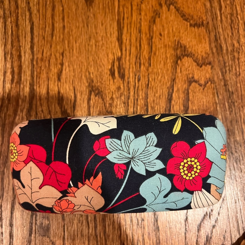 Vera Bradley glasses case
